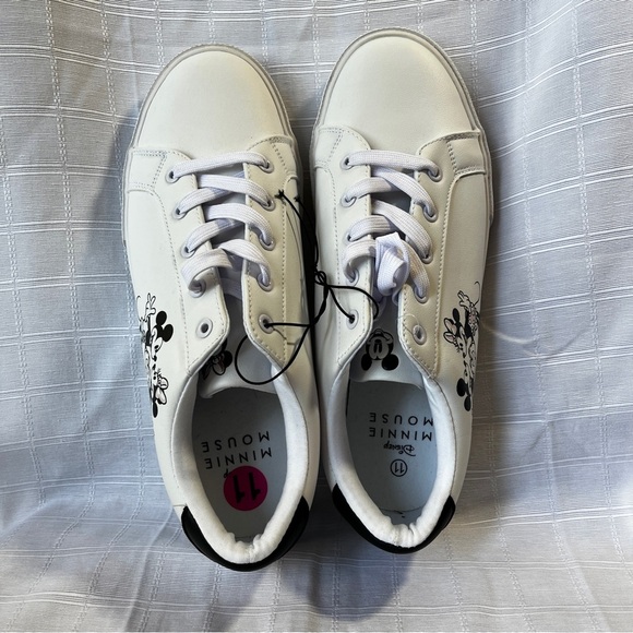 Disney Mickey and Minnie White Sneakers NWOT Women's Size 11 - Picture 2 of 14
